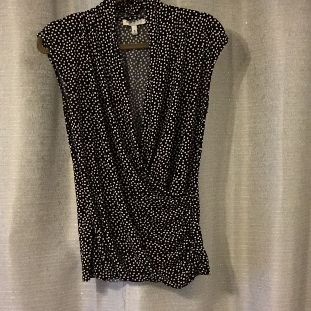 Black white polka dot short sleeve shirt